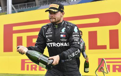 Valtteri Bottas predĺžil zmluvu s Mercedesom o ďalšiu sezónu