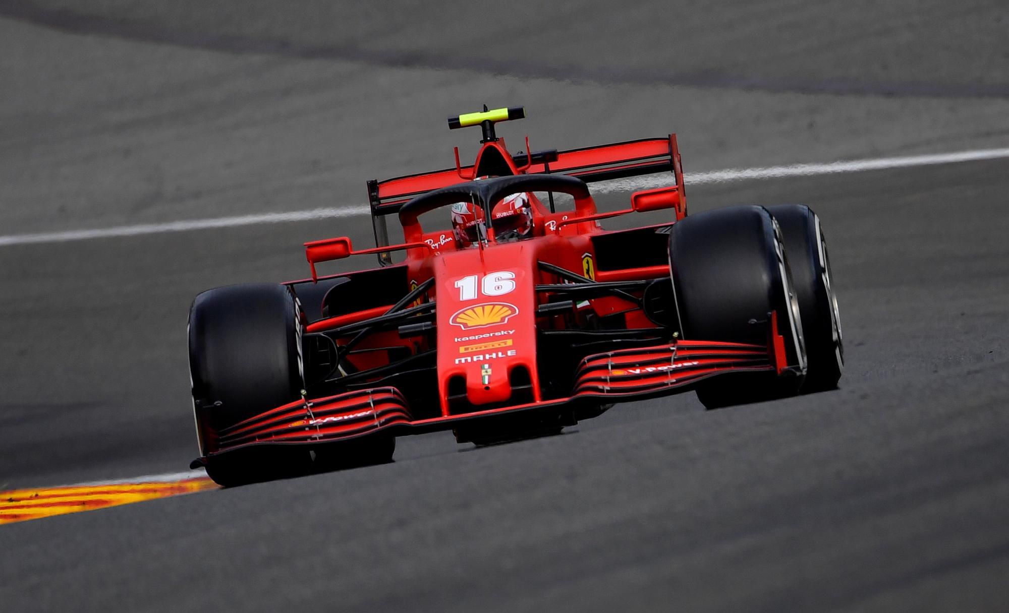 Charles Leclerc z Ferrari na Veľkej cene Belgicka 2020.