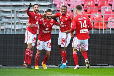 V súboji dvoch zachraňujúcich sa tímov uspel Stade Brest