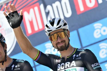 Peter Sagan špurtoval o víťazstvo, ale Miláno-Turín vyhral Demare