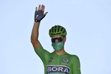 TdF: Peter Sagan v 4. etape šetril sily a udržal si zelený dres, víťazom Primož Roglič