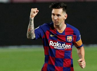 Lionel Messi vraj ukázal na trénera, ktorý zastaví úpadok Barcelony. V Anglicku vyvolal rozruch