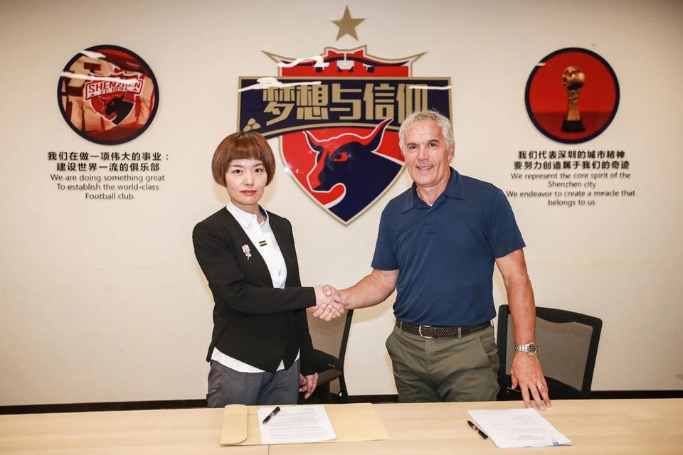 Bývalý taliansky futbalový reprezentant Roberto Donadoni sa stal novým trénerom čínskeho klubu Šen-čen FC.