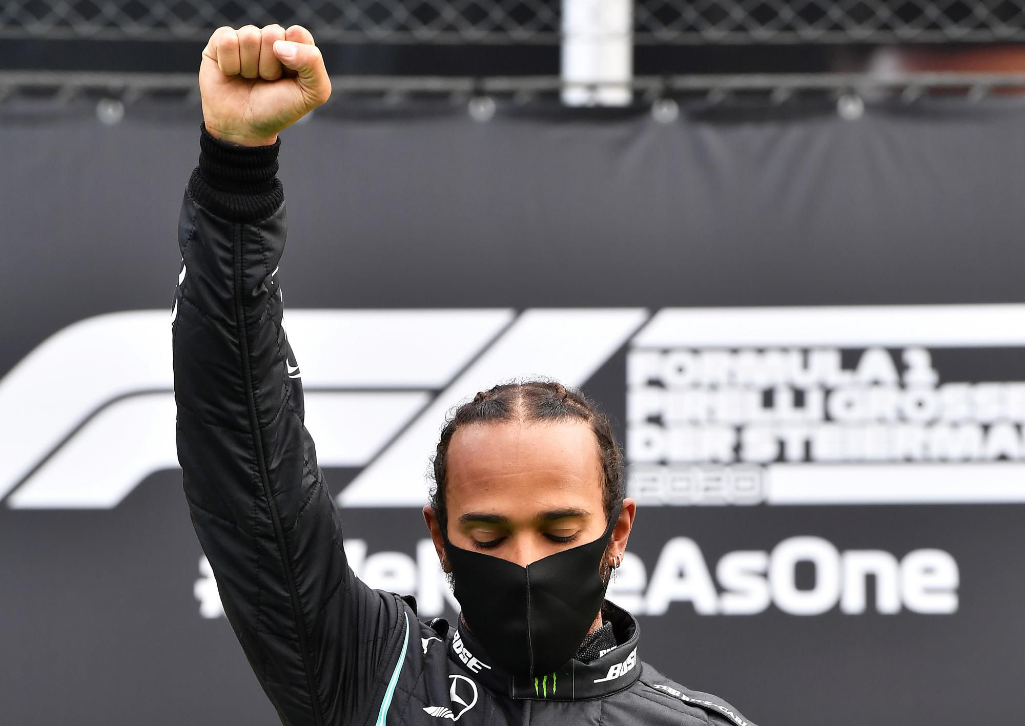 Lewis Hamilton po výhre na Veľkej cene Štajerska