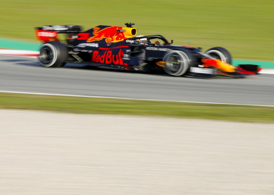 Max Verstappen z Red Bullu počas predsezónnych testov.
