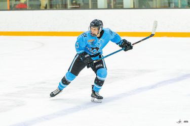 Slovenka Lenka Čurmová bude pokračovať v prestížnej ženskej NHL