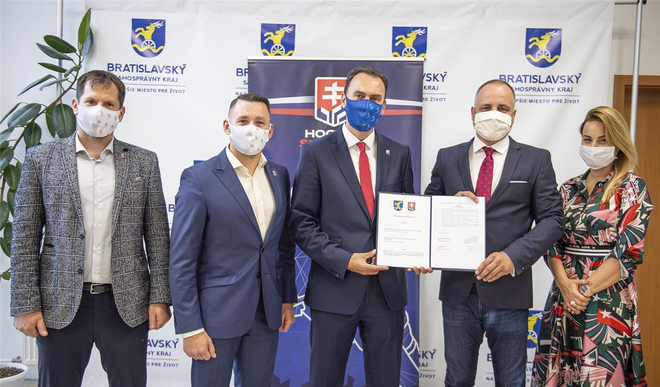 Prezident SZĽH Miroslav Šatan podpísal memorandum s predsedom Bratislavského samosprávneho kraja