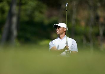 Tiger Woods sa nekvalifikoval na koncoročný Tour Championship