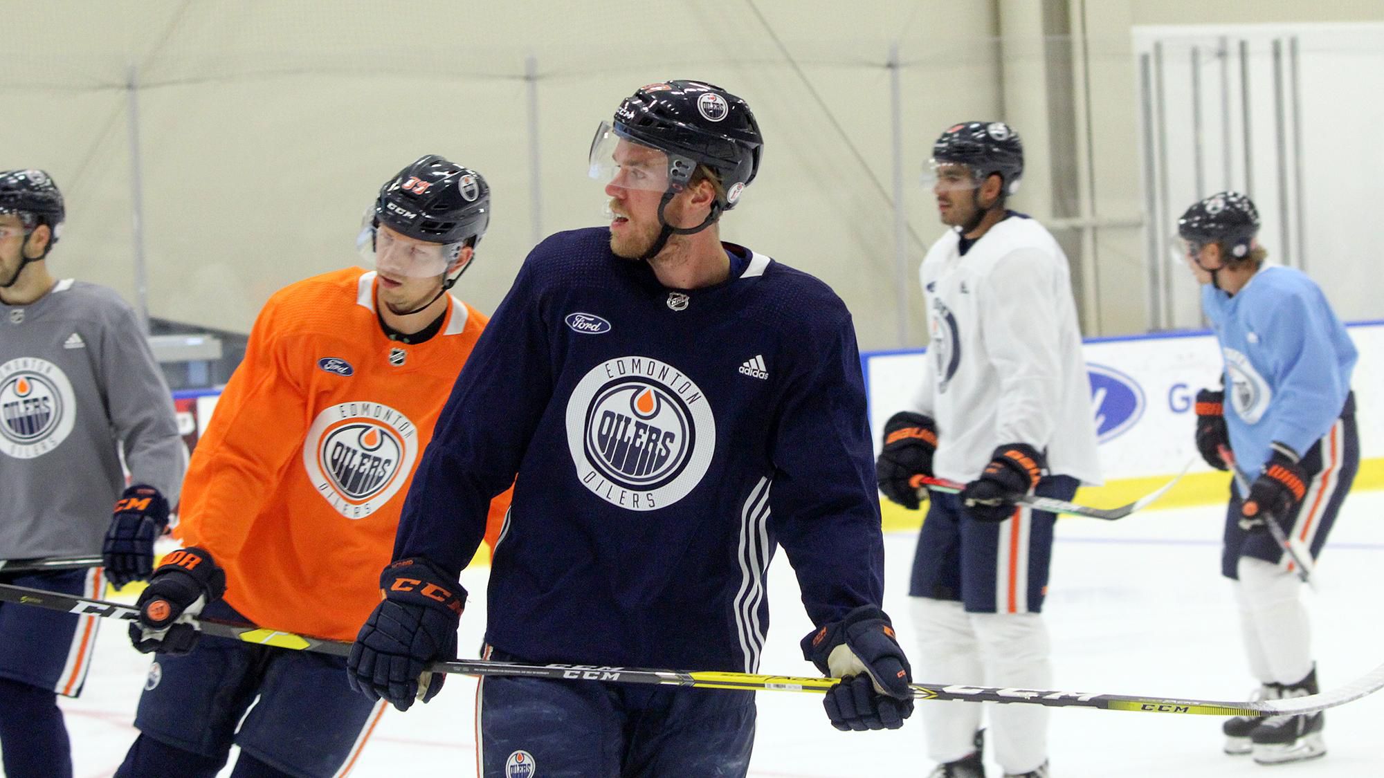 Kapitán Edmontonu Connor McDavid.