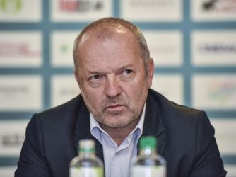 Štátny tajomník Ivan Husár vysvetľuje odvolanie riaditeľa Národného športového centra