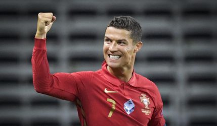 Cristiano Ronaldo strelil z priameho kopu 100. reprezentačný gól