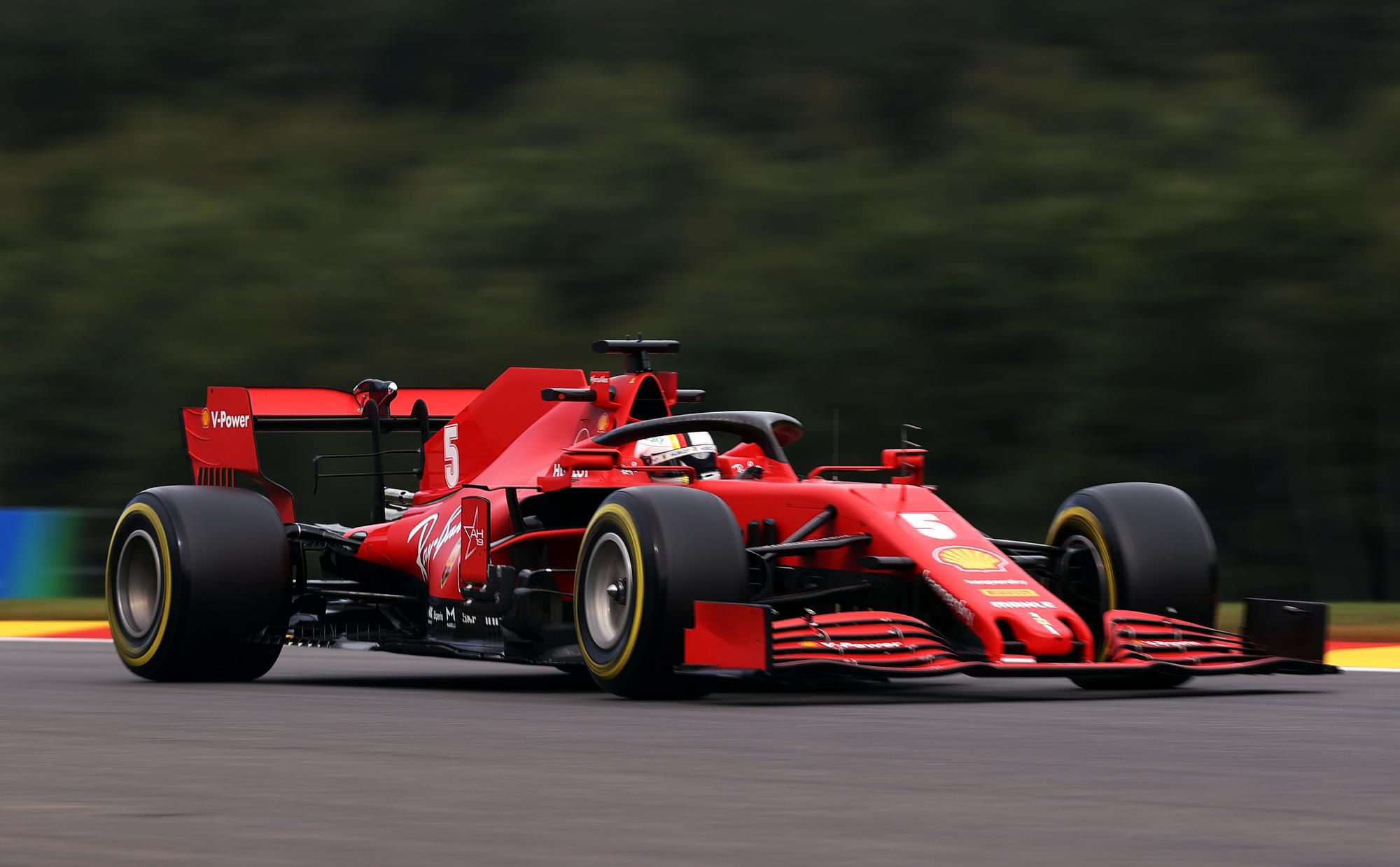 Sebastian Vettel z Ferrari na Veľkej cene Belgicka 2020.