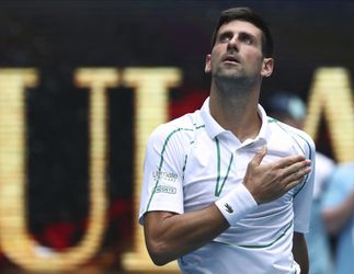 Najlepší tenista na svete Novak Djokovič sa znemožnil šírením šarlatánskych teórií