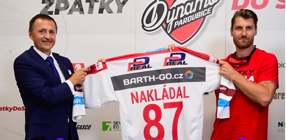 Český hokejový reprezentant Jakub Nakládal.