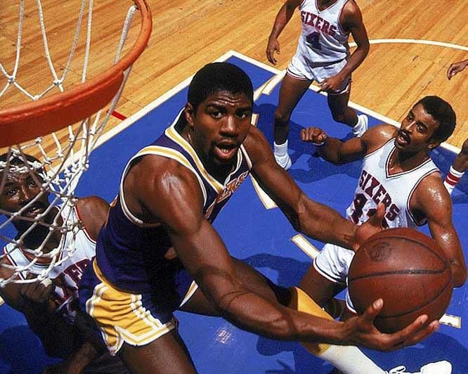 Basketbalisti 76ers sa museli skloniť vo finále pred fenomenálnym Magicom Johnsonom.