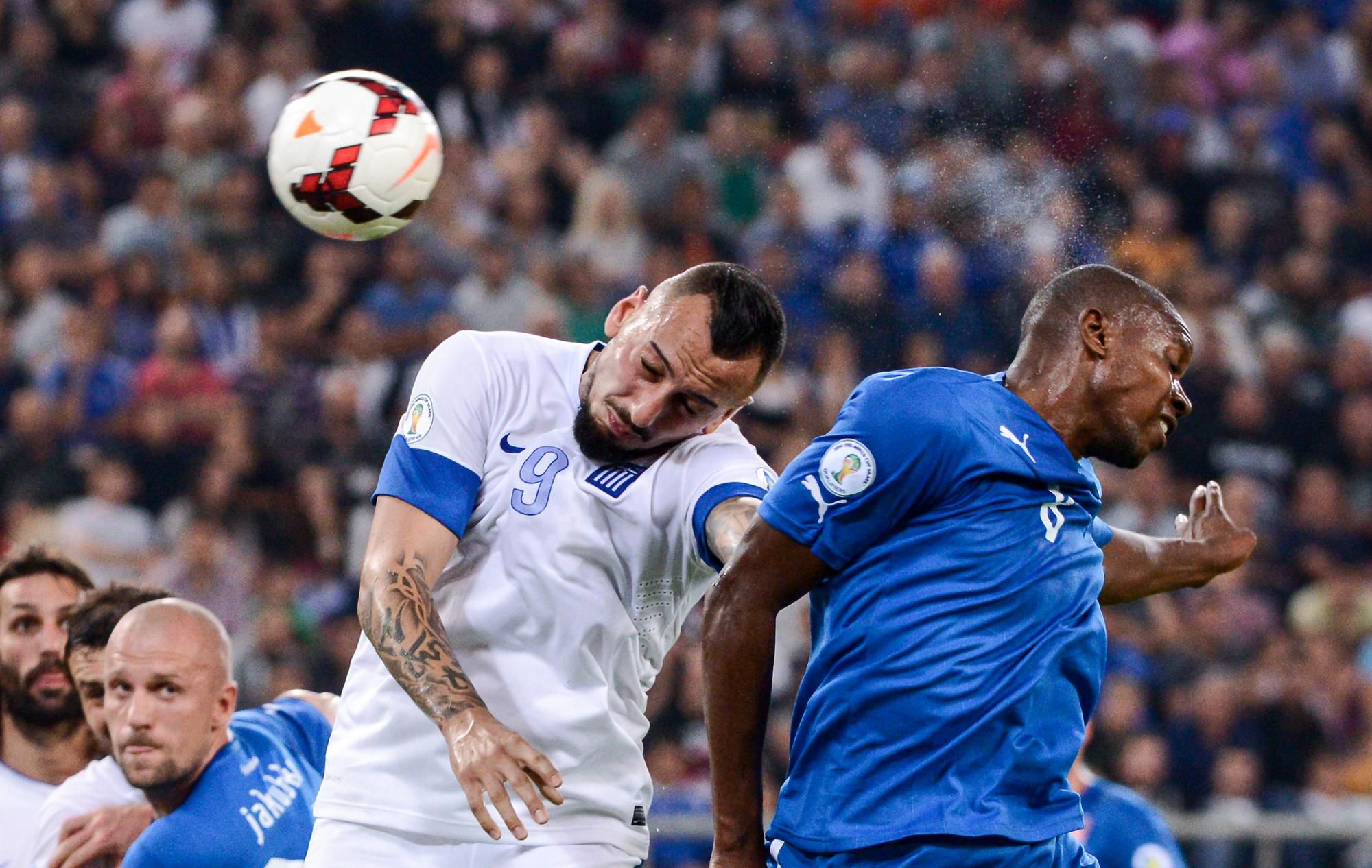 Kostas Mitrolgu (Grécko) a Karim Guédé (Slovensko)