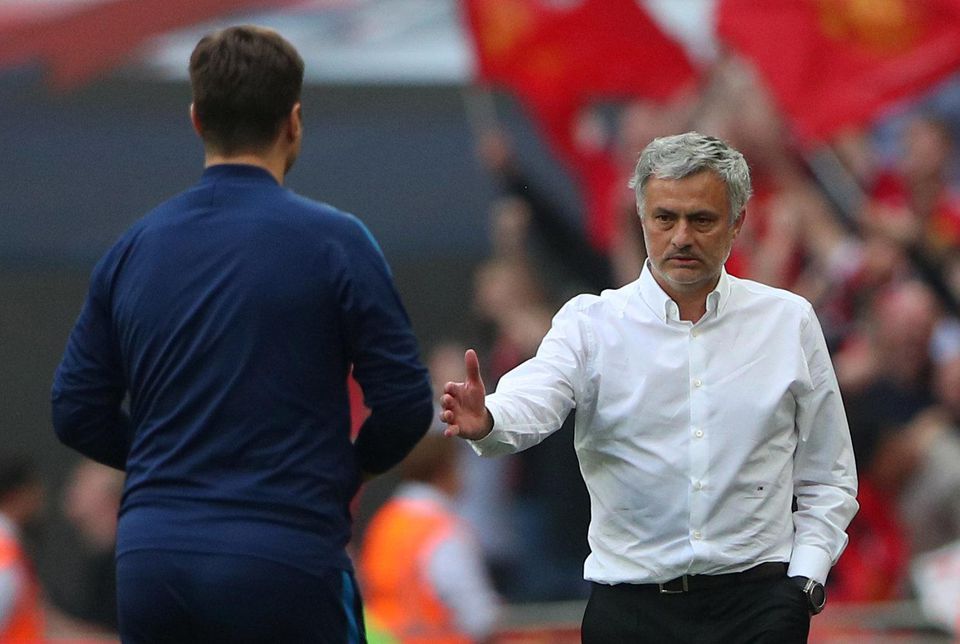 Jose Mourinho a Mauricio Pochettino.