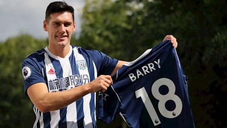 Rekordér anglickej Premier League Gareth Barry ukončil kariéru