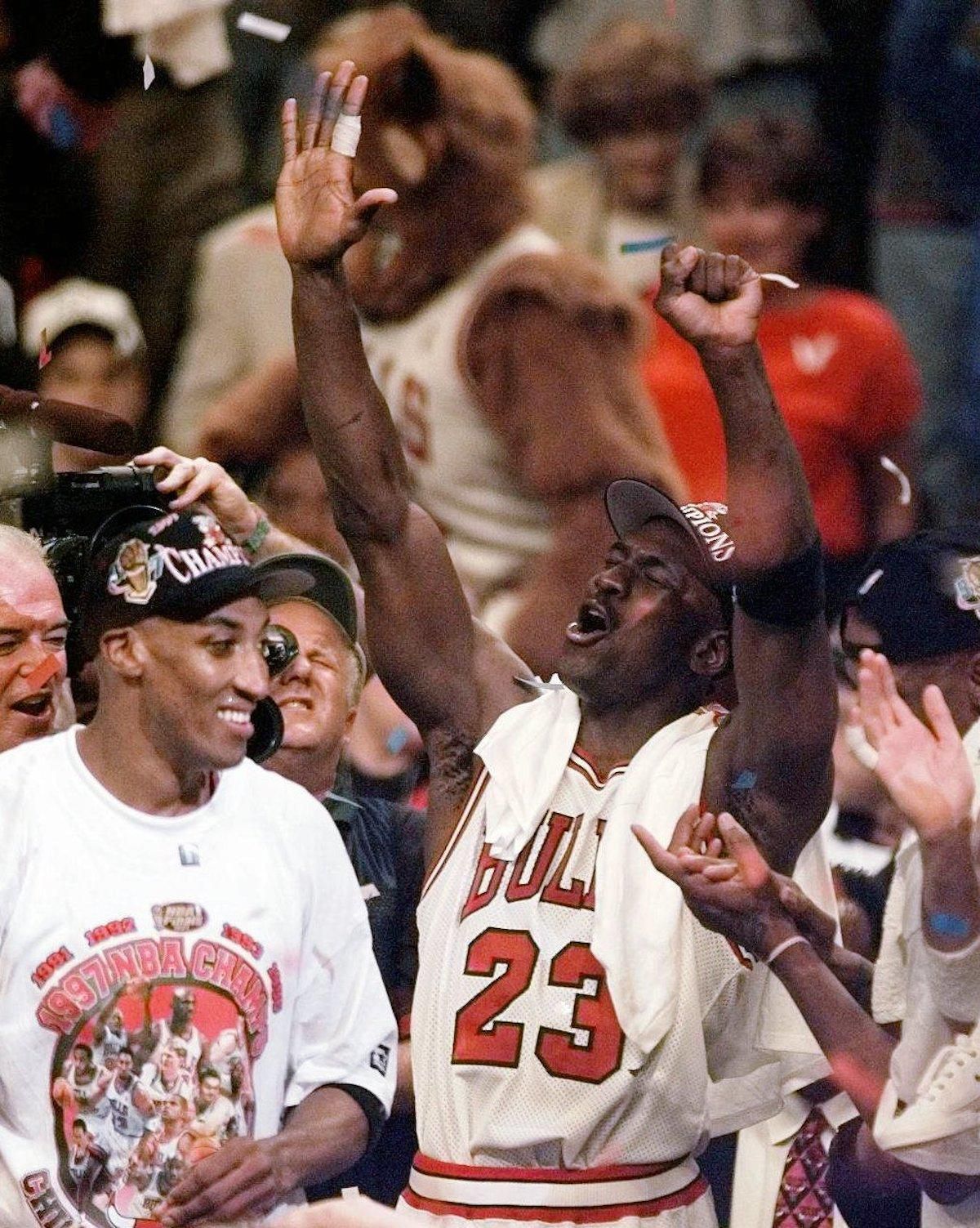 Scottie Pippen a Michael Jordan.