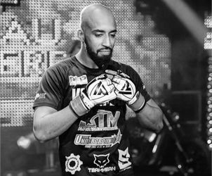 Zápasníka MMA zavraždili na vlastnej narodeninovej oslave