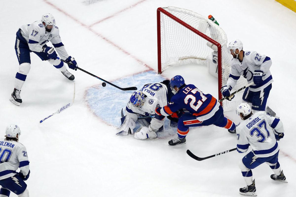 Tampa Bay Lightning - New York Islanders.