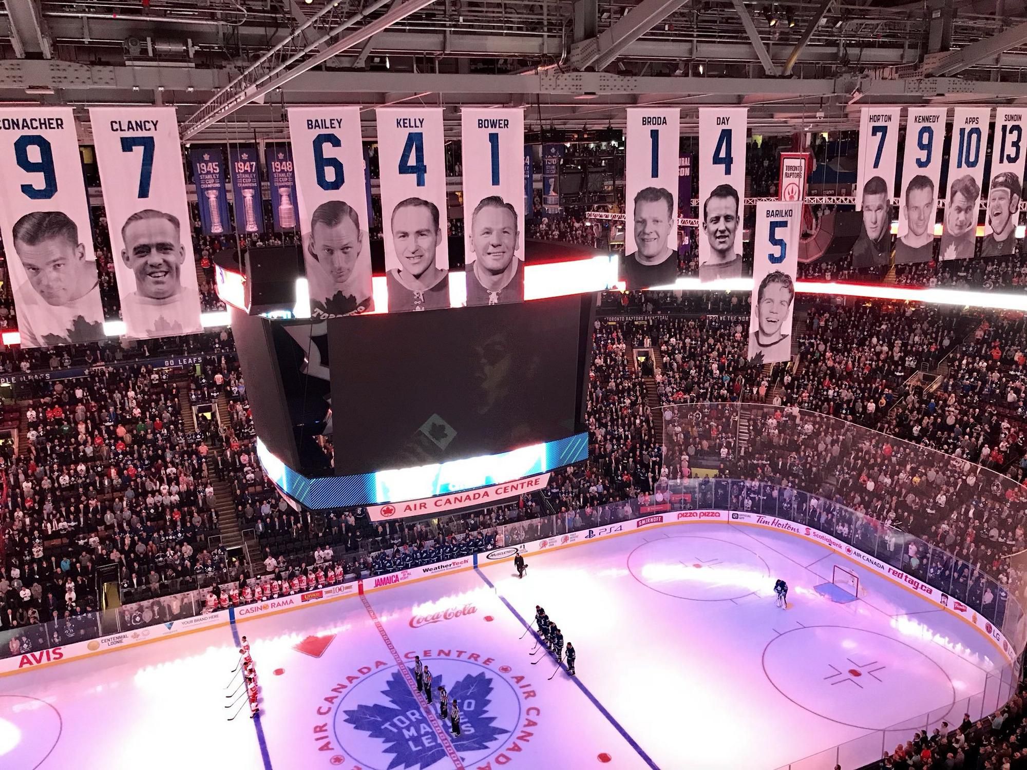Bill Barilko „pod strechou” domovskej arény Toronta Maple Leafs.