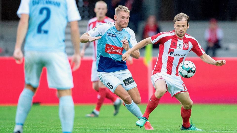 Stredajšie finále Dánskeho pohára vo futbale medzi Aalborgom a Sönderjyske v Esbjergu