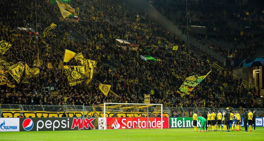 Atmosféra na zápase Borussie Dortmund.