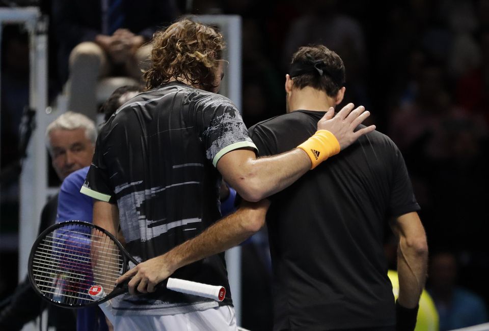 Roger Federer a Stefanos Tsitsipas