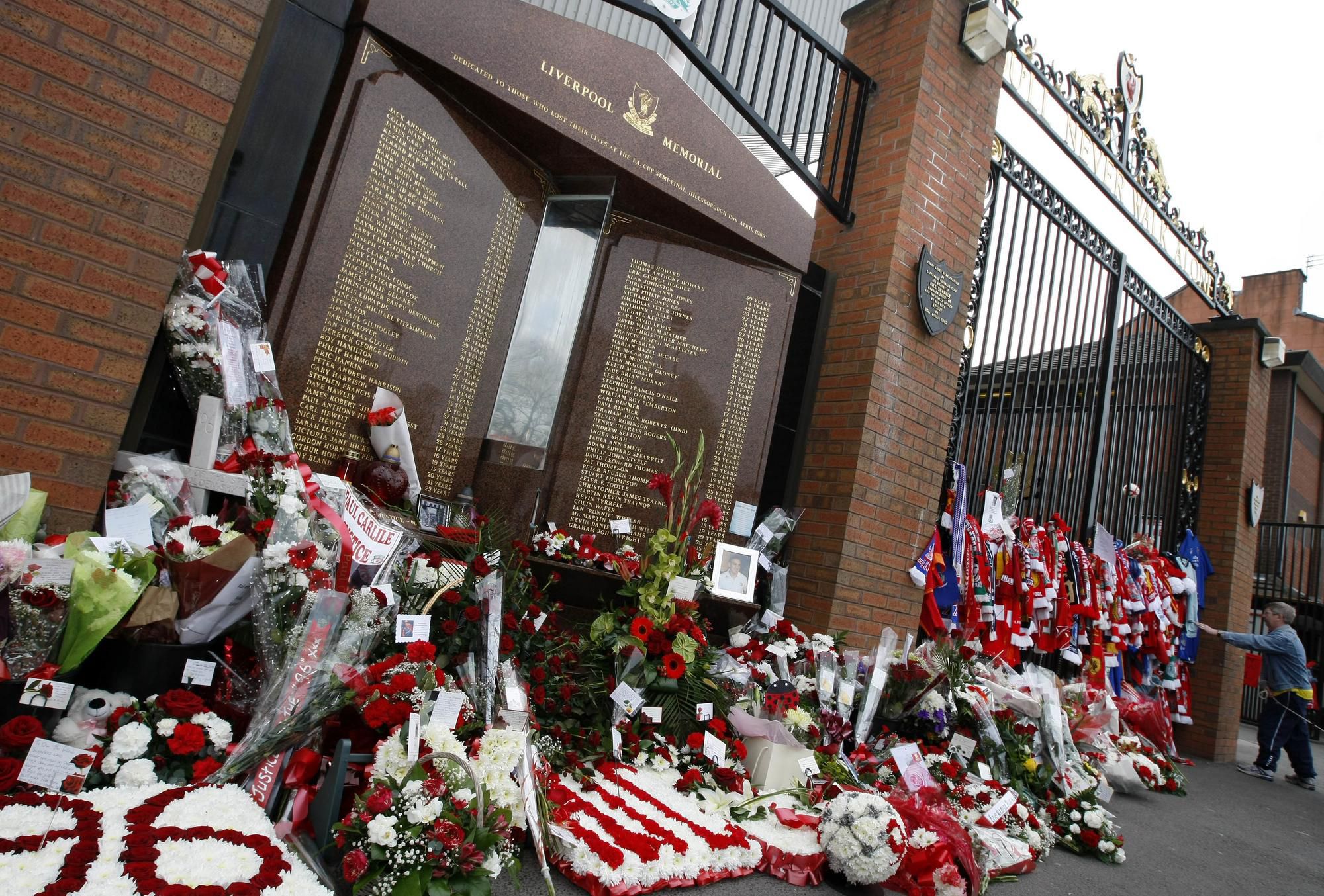 Pamätník obetí tragédie na štadióne Hillsborough