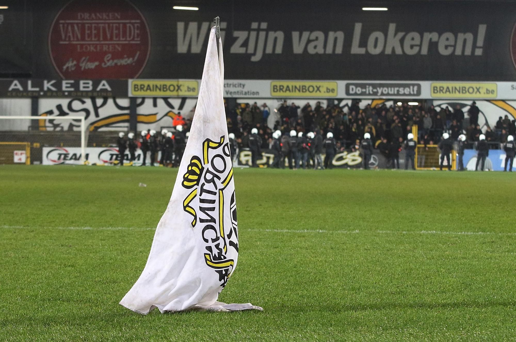 Vlajka KSC Lokeren.