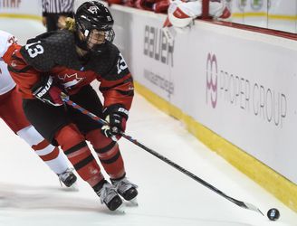 MS žien U18: Kanaďanky si poradili s Fínskom, tím USA zdolal výber Ruska