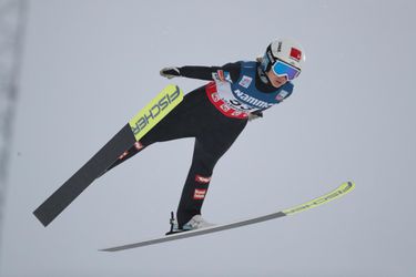 Skoky na lyžiach: Hölzlová triumfovala v Oberstdorfe