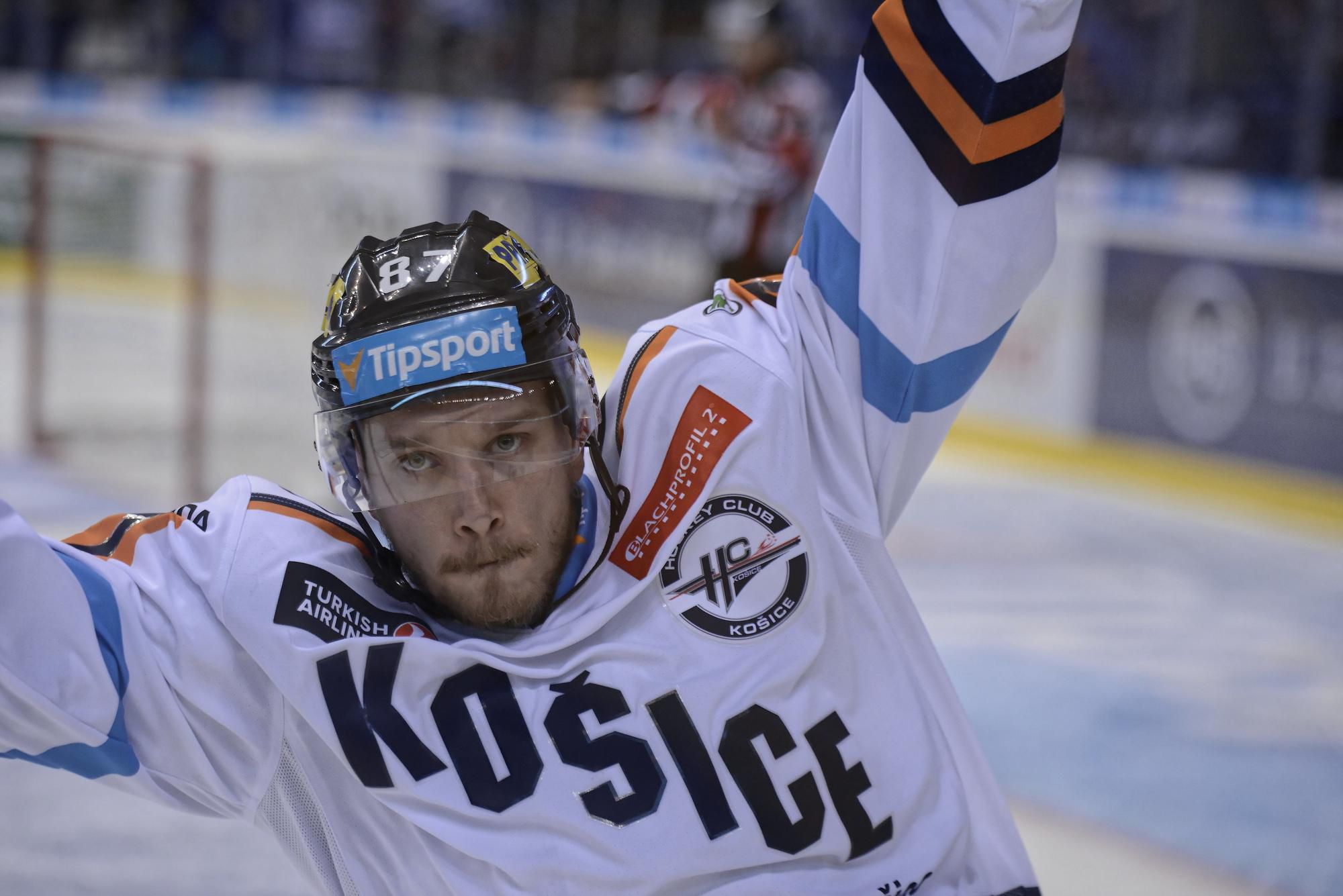 Marcel Haščák z HC Košice sa teší z gólu.