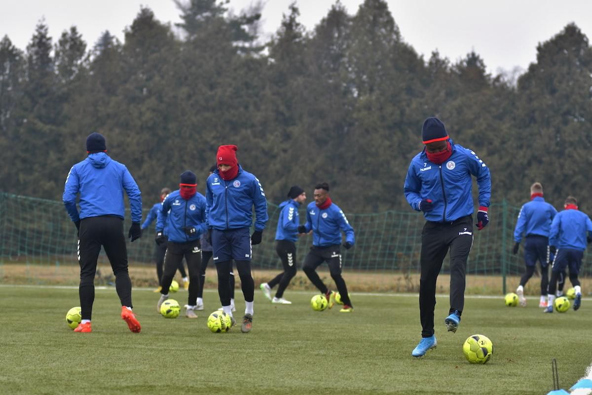 Futbalisti FK Senica počas tréningu v rámci zimnej prípravy.