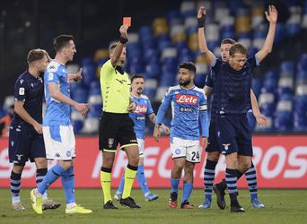 Coppa Italia: Divoký debut Lobotku vo štvrťfinále, dve vylúčenia a nepremenená penalta