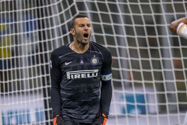 Problémy pre Inter Miláno. Gólman Handanovič si zlomil prst