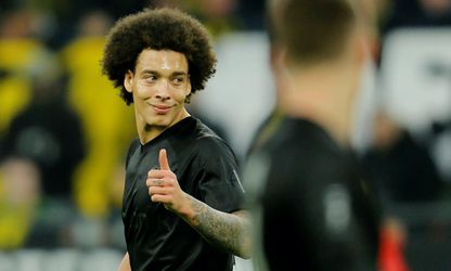 Axel Witsel podstúpil operáciu, Dortmundu nepomôže do konca roka