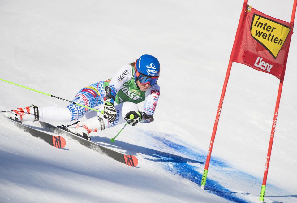 Petra Vlhová počas obrovského slalomu v rakúskom Lienzi