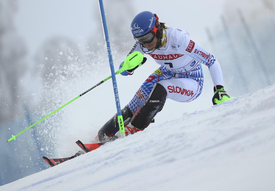 Petra Vlhová počas slalomu Svetového pohára vo fínskom Levi