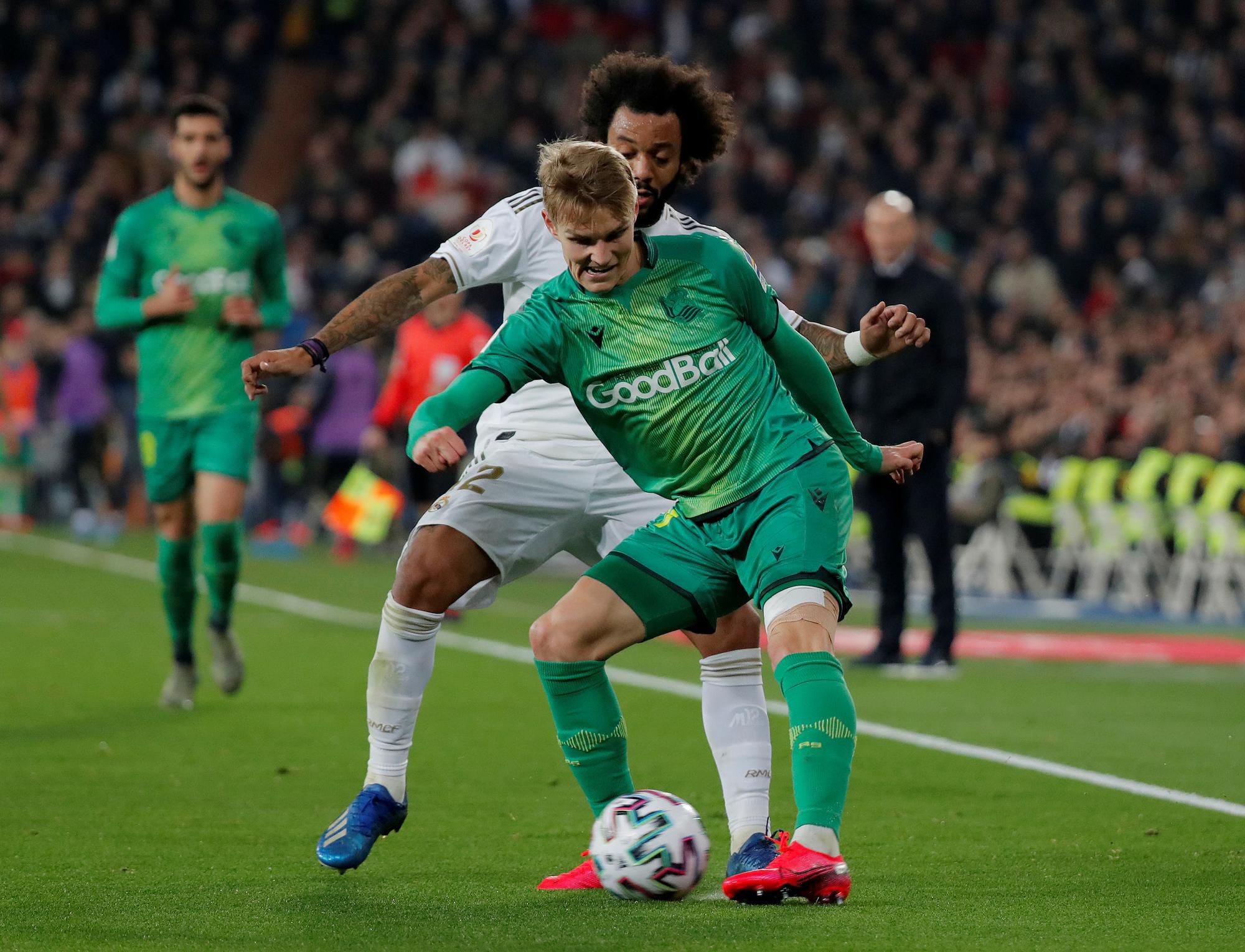 Martin Ödegaard v súboji s Marcelom