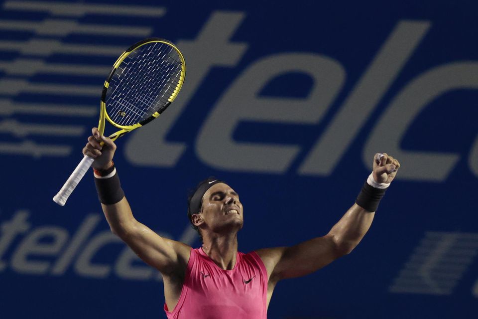 Rafael Nadal oslavuje po jeho výhre nad Bulharom Grigorom Dimitrovom v semifinále dvojhry na tenisovom turnaji ATP v mexickom Acapulcu