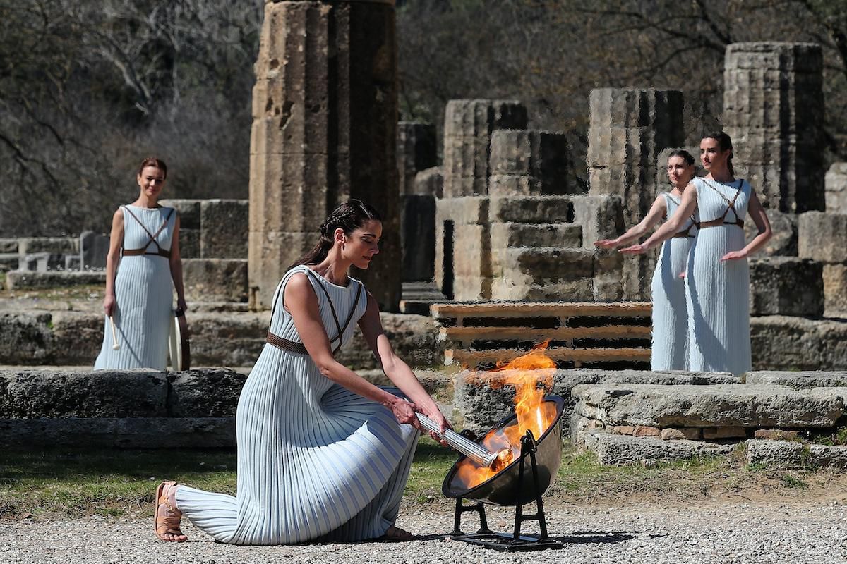 Fanúšikovia sú sklamaní. Tradičné zapálenie ohňa v Olympii sa neuskutoční na starovekom štadióne