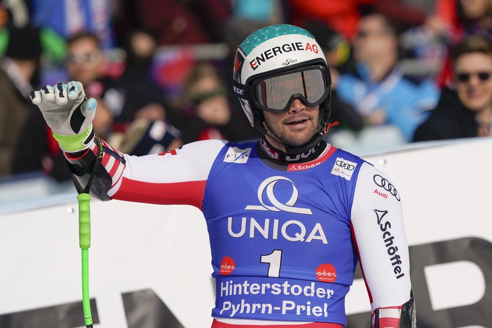 Rakúšan Vincent Kriechmayr triumfoval v super-G Svetového pohára lyžiarov v domácom stredisku Hinterstoder