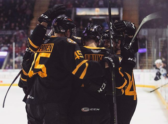 AHL: Cehlárik s Lantošim medzi hviezdami stretnutia, Húsku vyhnali z bránky štyri góly