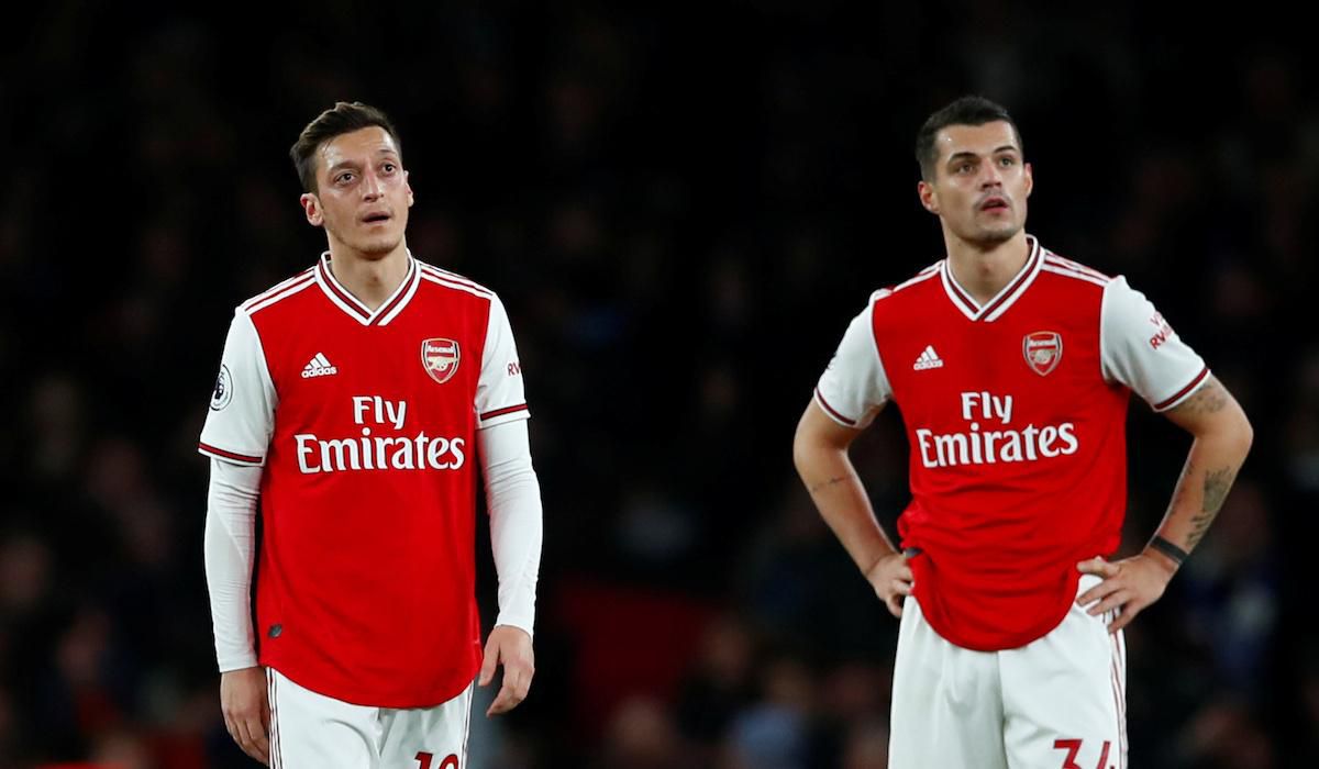 Mesut Özil a Granit Xhaka z Arsenalu
