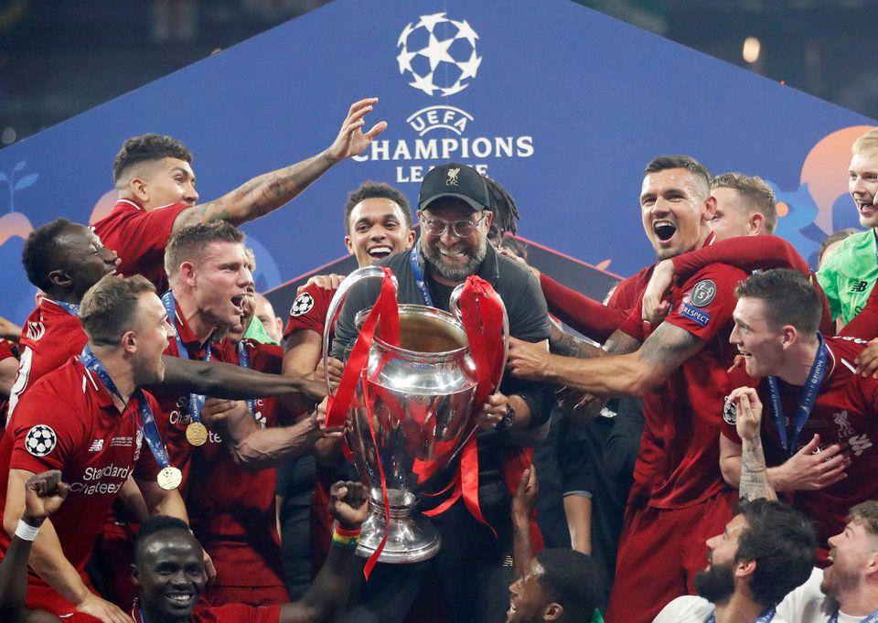 Radosť hráčov Liverpool FC a trénera Jürgena Kloppa z víťazstva v Lige majstrov.