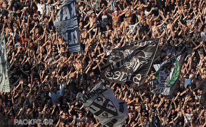 Fanúšikovia PAOK Solún porušili nariadenie a oslávili výročie vzniku klubu