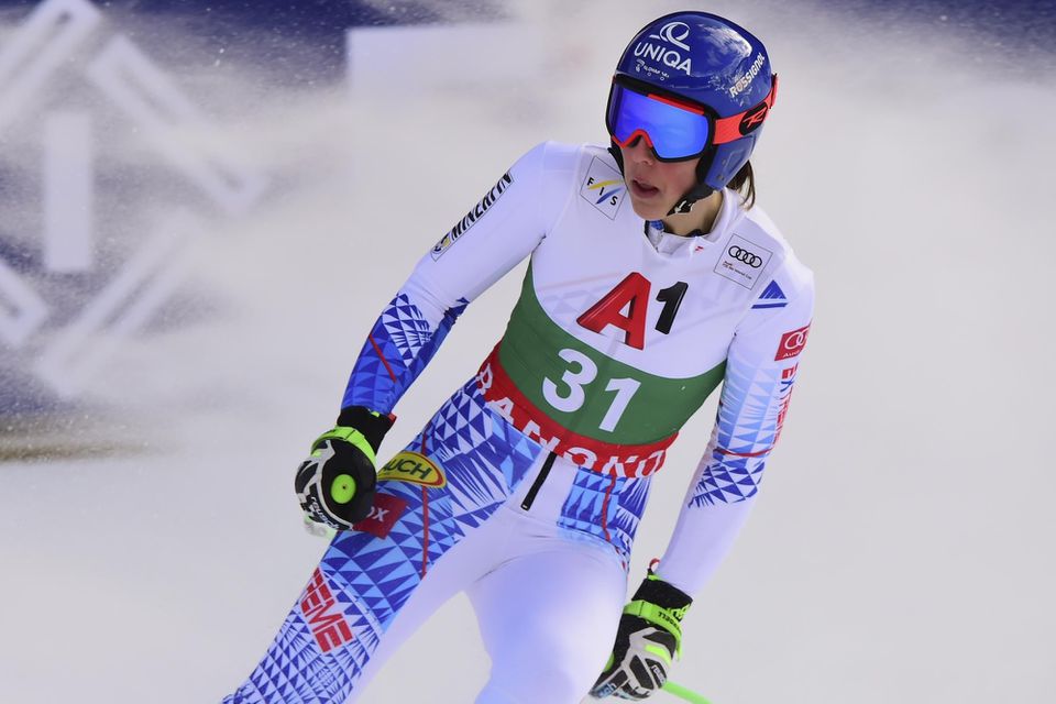 Petra Vlhová počas super obrovského slalomu v Bansku
