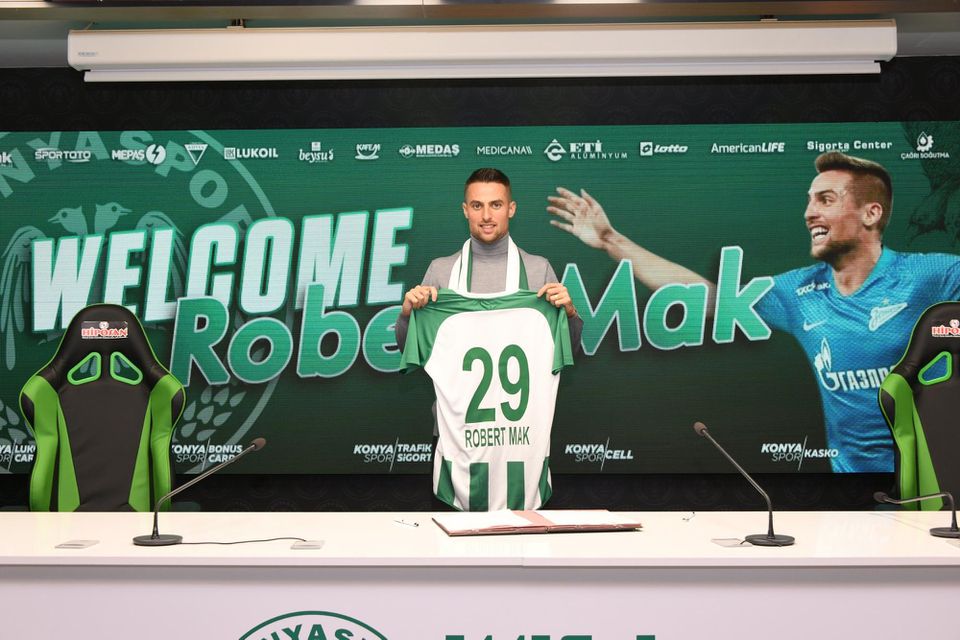 Róbert Mak novým hráčom Konyasporu.